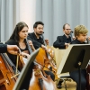 Lukas & Hanno mit Teilnehmern beim Cello-Orchester-Workshop der 