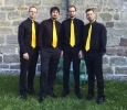 Die Vier EvangCellisten in Wipfra vor dem Konzert innerhalb des Festivals 